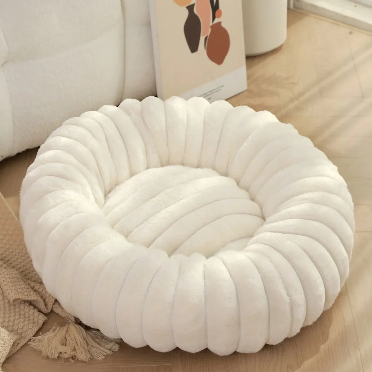 Round Plush Pet Bed For Dogs And Cats Winter Warm Cozy